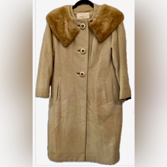 Furlaine Jackets & Blazers - FURLAINE Vintage 50s 60s Women's Beige Coat with Mink Fur Collar, Size S